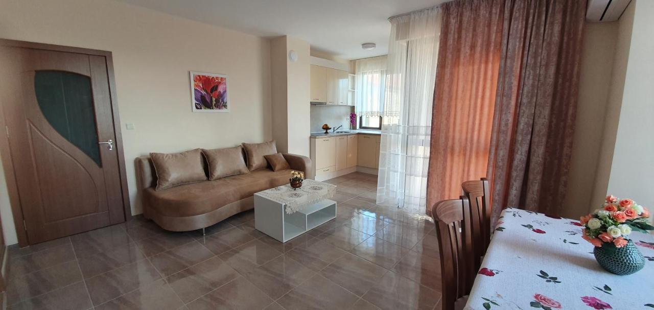 צ'רנומורץ Luxury Apartments Ekaterina מראה חיצוני תמונה