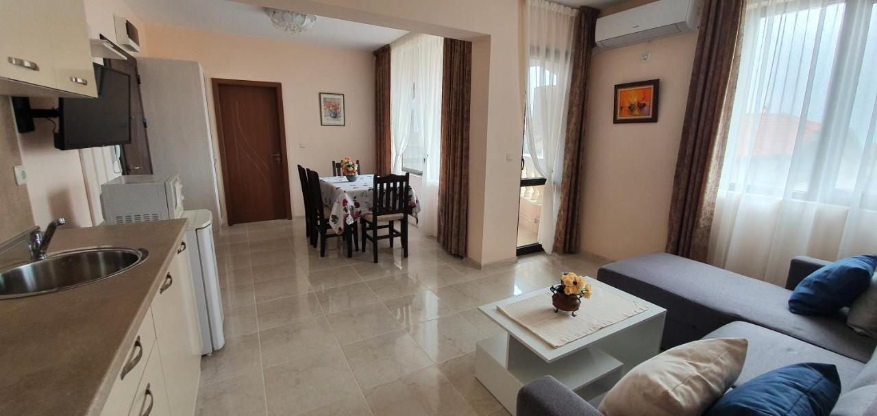 צ'רנומורץ Luxury Apartments Ekaterina מראה חיצוני תמונה