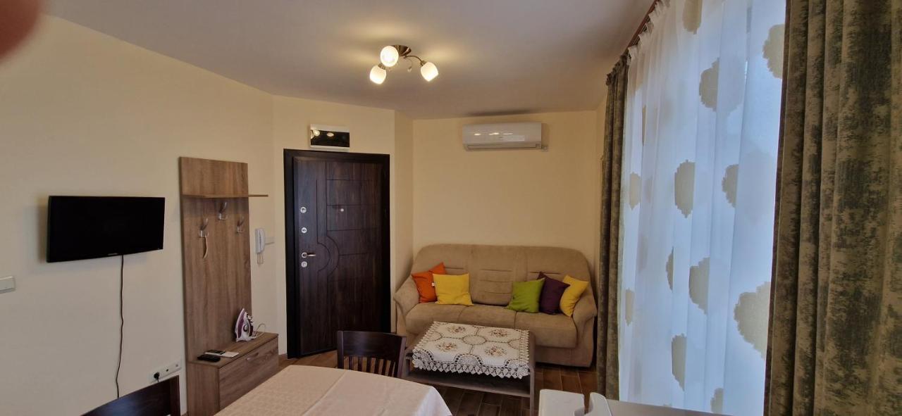 צ'רנומורץ Luxury Apartments Ekaterina מראה חיצוני תמונה